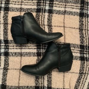 Donating: Black Mossimo Ankle Booties